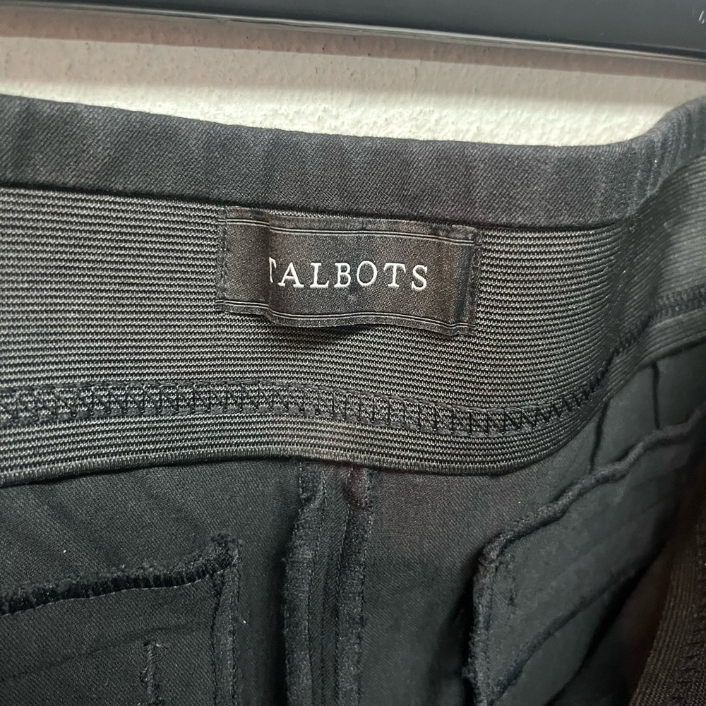 Talbots Black Ankle Pants. Size 10 - Picture 3 of 4